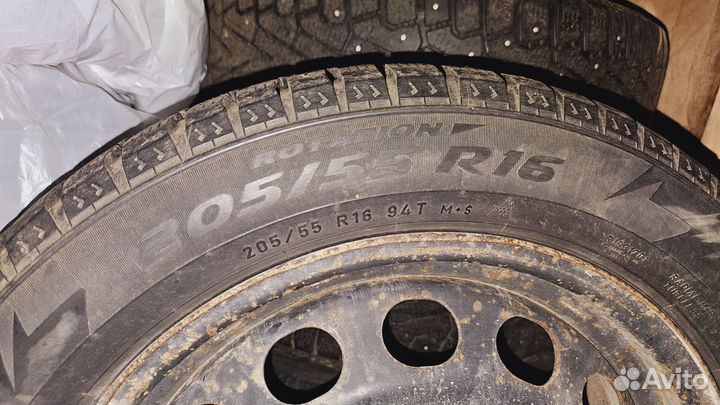 Pirelli Carrier 205/55 R16