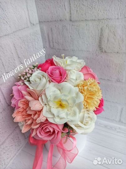 Букет из мыльных роз, цветов