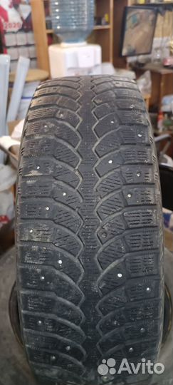 Bridgestone Blizzak Spike-02 185/65 R15 88B