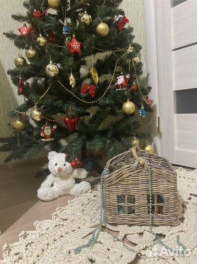 Корзина плетеная из бумажной лозы