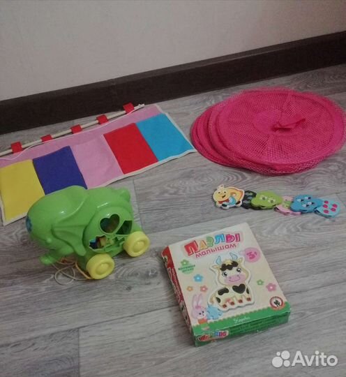 Развивающие игрушки