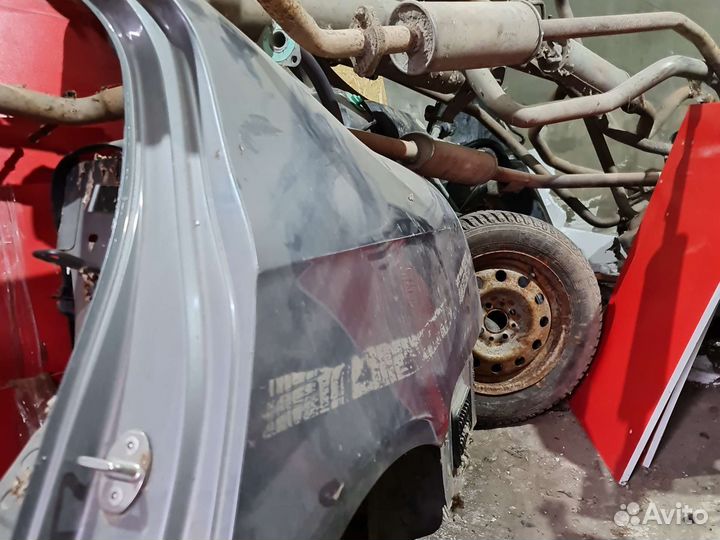 Volkswagen passat b6 заднее левое крыло седан