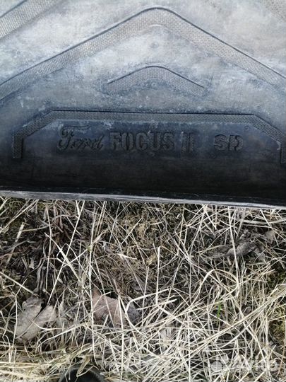 Коврик в багажник на ford focus 2