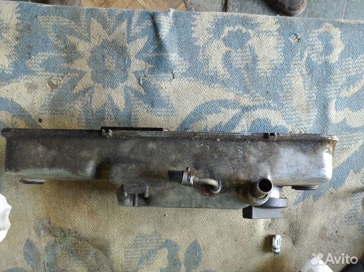 Крышка головки (клапанная) блока ваз 2109