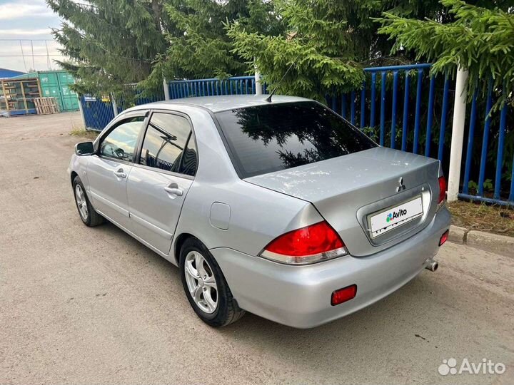 Mitsubishi Lancer 1.6 МТ, 2006, 200 000 км
