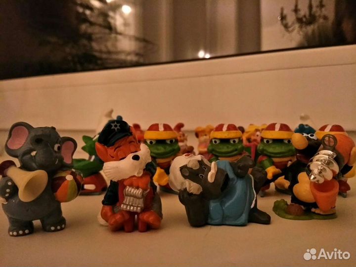 Игрушки из Киндер сюрприза 90 г