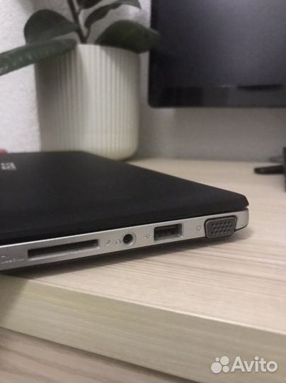 Нетбук asus x201e