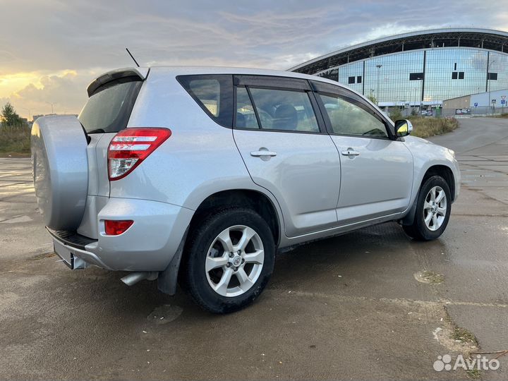 Toyota RAV4 2.0 CVT, 2010, 181 000 км