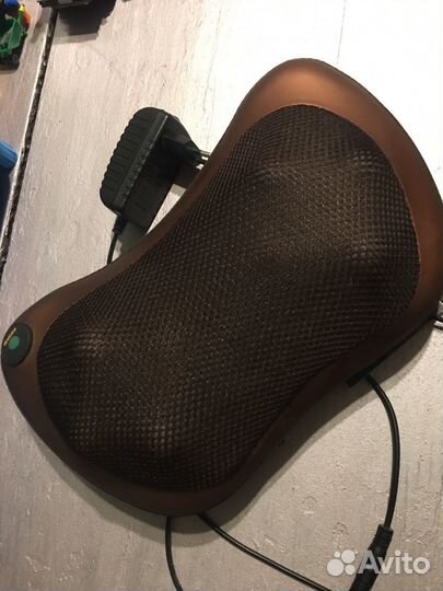 Массажная подушка для шеи