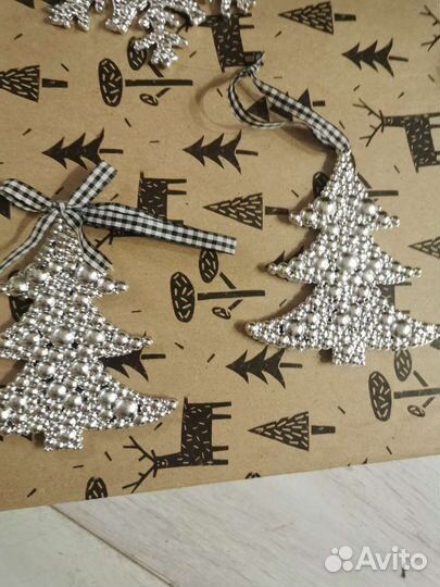 Новогодние украшения мишура