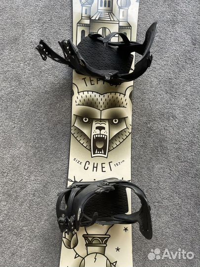 Сноуборд с креплениями