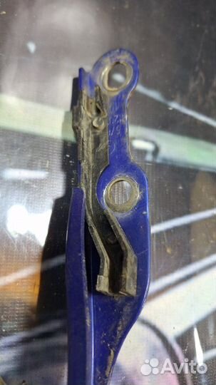 Петля капота правая Geely Mk седан MR479QA 2011