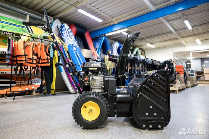 Снегоуборщик Huter Хутер SGC 4100 6.5 л.с