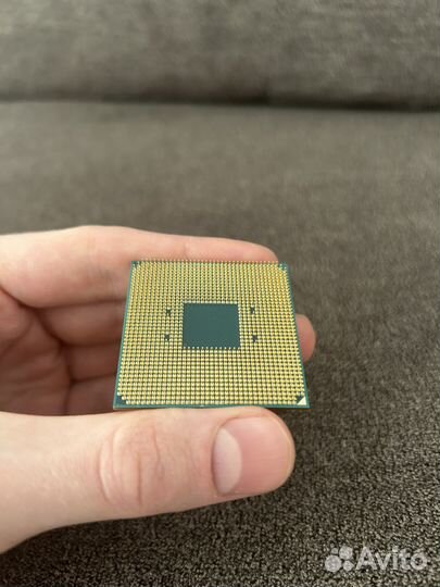 Процессор AMD Ryzen 7 2700