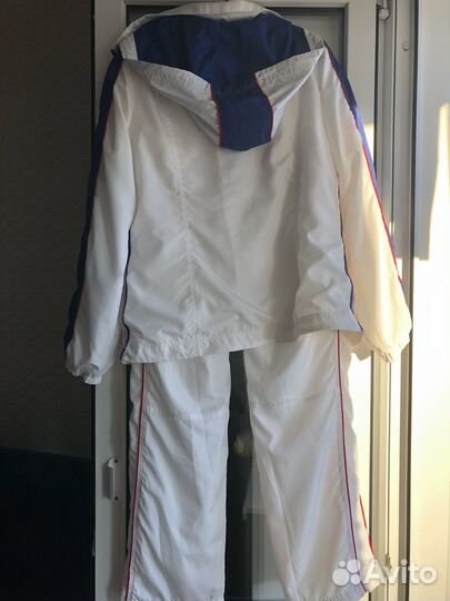 Спортивный костюм