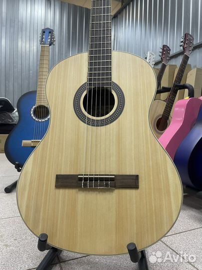 Гитара sevillia