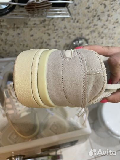 Кроссовки Adidas