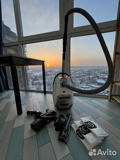 Пылесос Tefal Silence Force Allergy+ TW7487EA