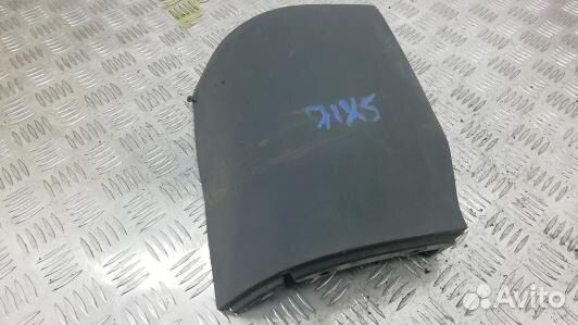 Клык бампера задний правый volkswagen transporter