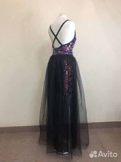 Вечернее платье