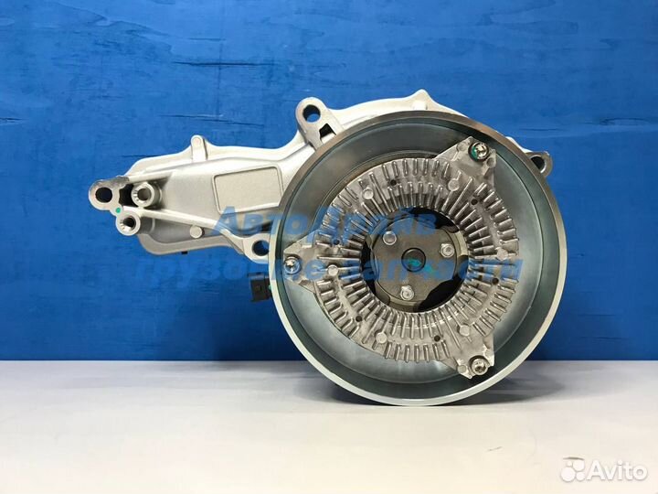 Насос водяной электрический Volvo FH13