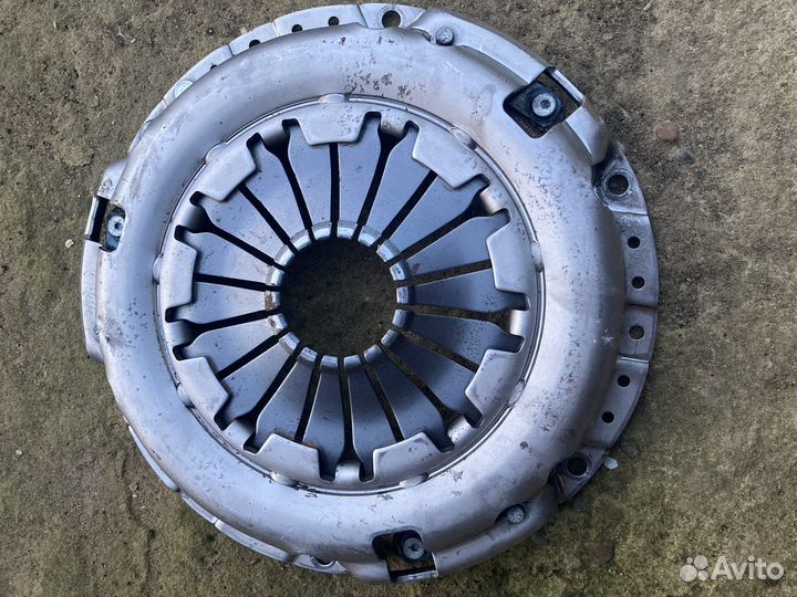 Корзина сцепления nissan renault