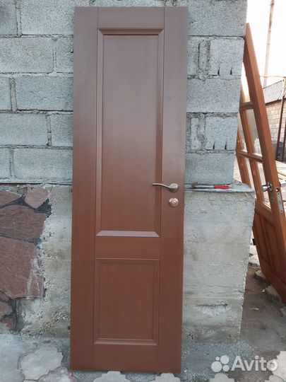 Продам двери