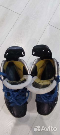 Хоккейные коньки bauer 1s