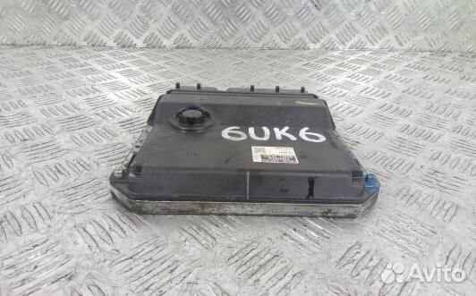 Блок управления двигателем toyota prius XW30 (6UK0