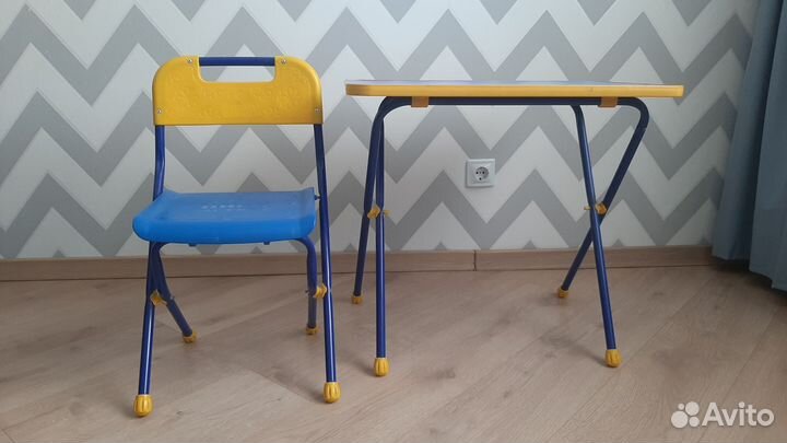 Детский стол и стул складные