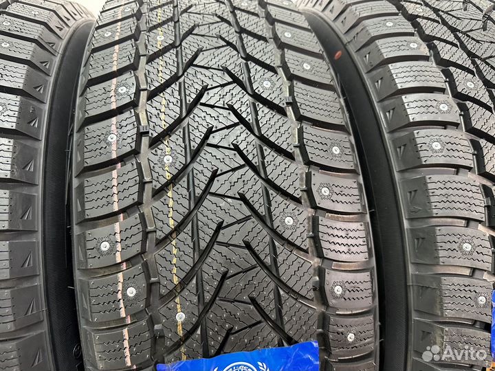 Tri Ace Snow White II 255/55 R20 110H
