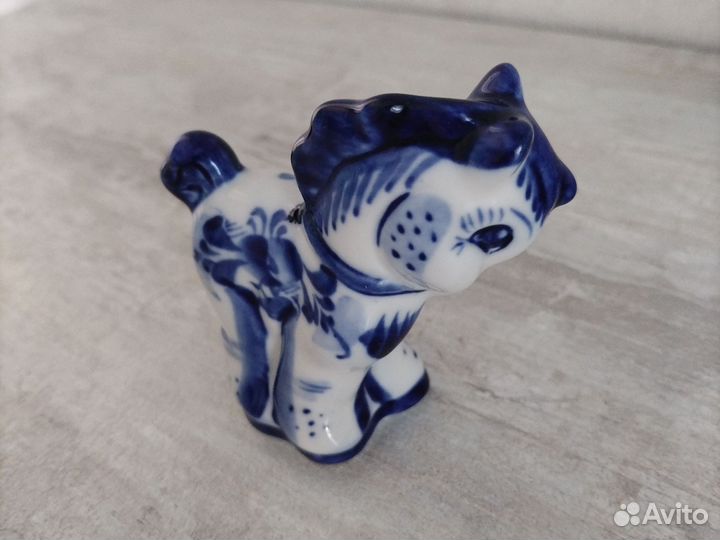 Статуэтка лошадка Гжель