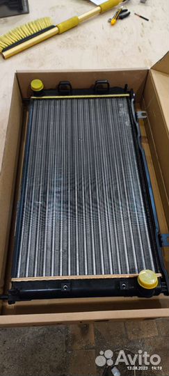 Продам радиатор новый