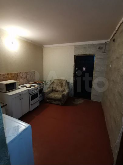 Комната 18 м² в 5-к., 3/9 эт.