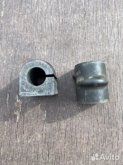 Втулка переднего стабилизатора saab 9-5