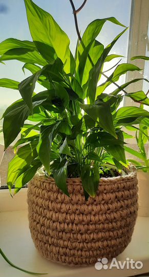 Корзины и подносы из джута