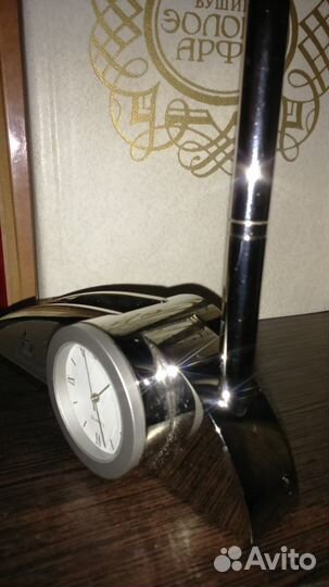 Настольные письменные предметы