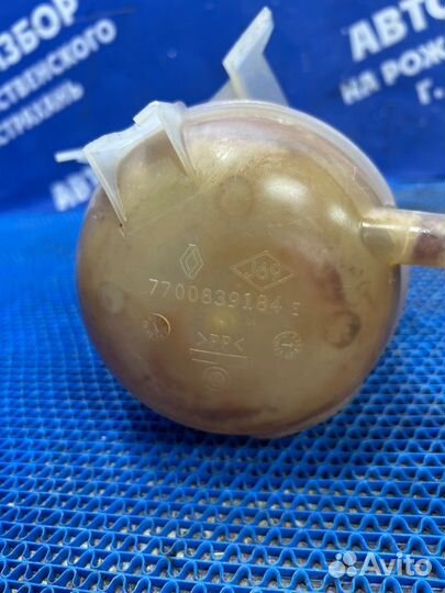 Бачок расширительный Renault Megane 1 седан K4J