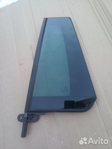 Стекло задней левой двери форточка Volkswagen Tigu