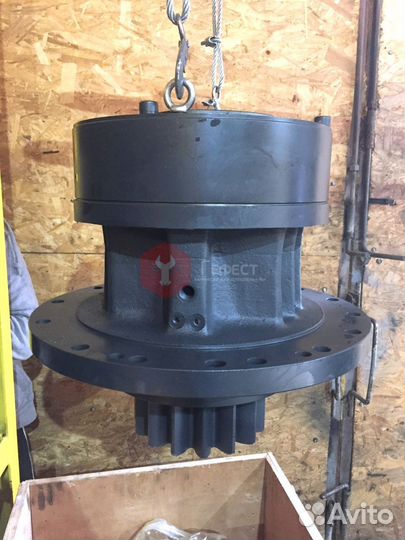 Редуктор поворота 9204194