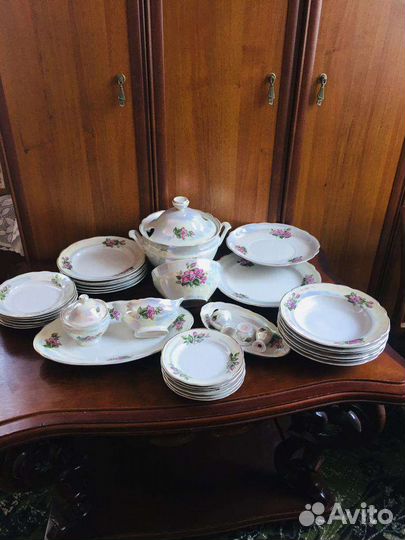 Столовый сервиз, 