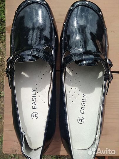 Детские туфли