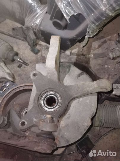 Кулак передний правый Хендай Акцен Таггаз