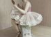 Фигурка "Балерина с зеркалом ".Германия. Фарфор