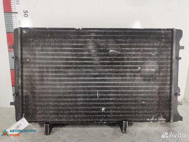 Радиатор (основной) Volkswagen Golf 4 2001
