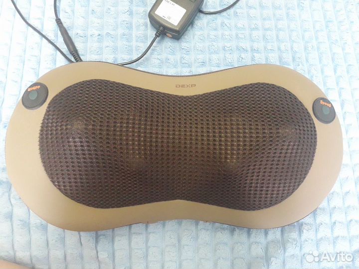 Продам новую массажную подушку Dexp