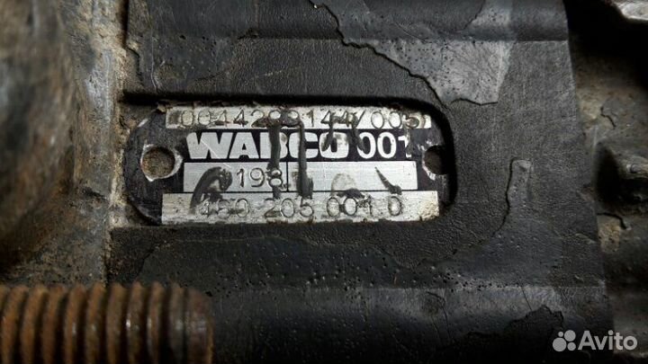 Клапан ускорительный Mercedes Benz Actros MP1