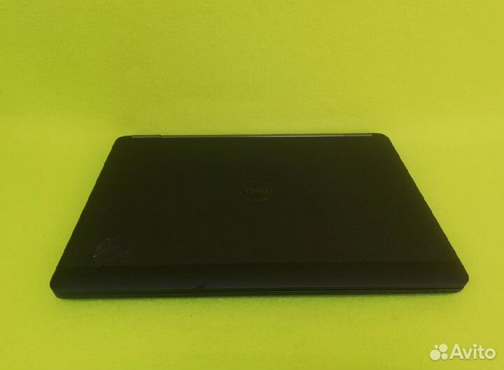 Ноутбук Dell FHd сенсорный/Core i7 6600U 2.6 ghz