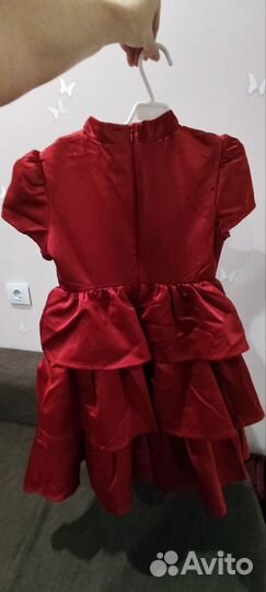 Платье на девочку размер 134-140 на 9 лет