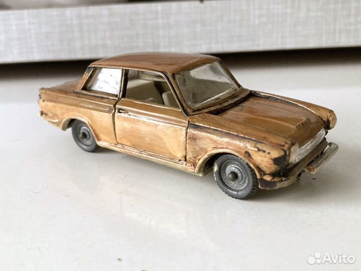 Модель 1:43 Ford Consul Cortina. СССР